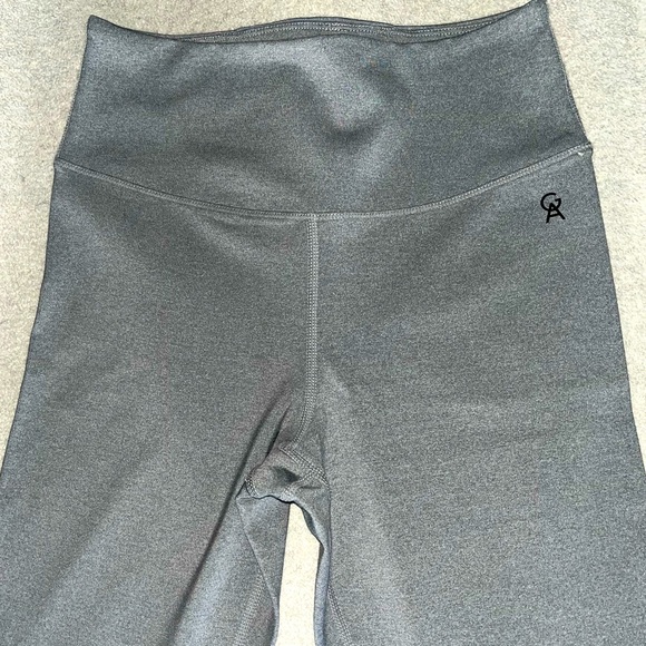 Good American shiny leggings - Picture 2 of 3